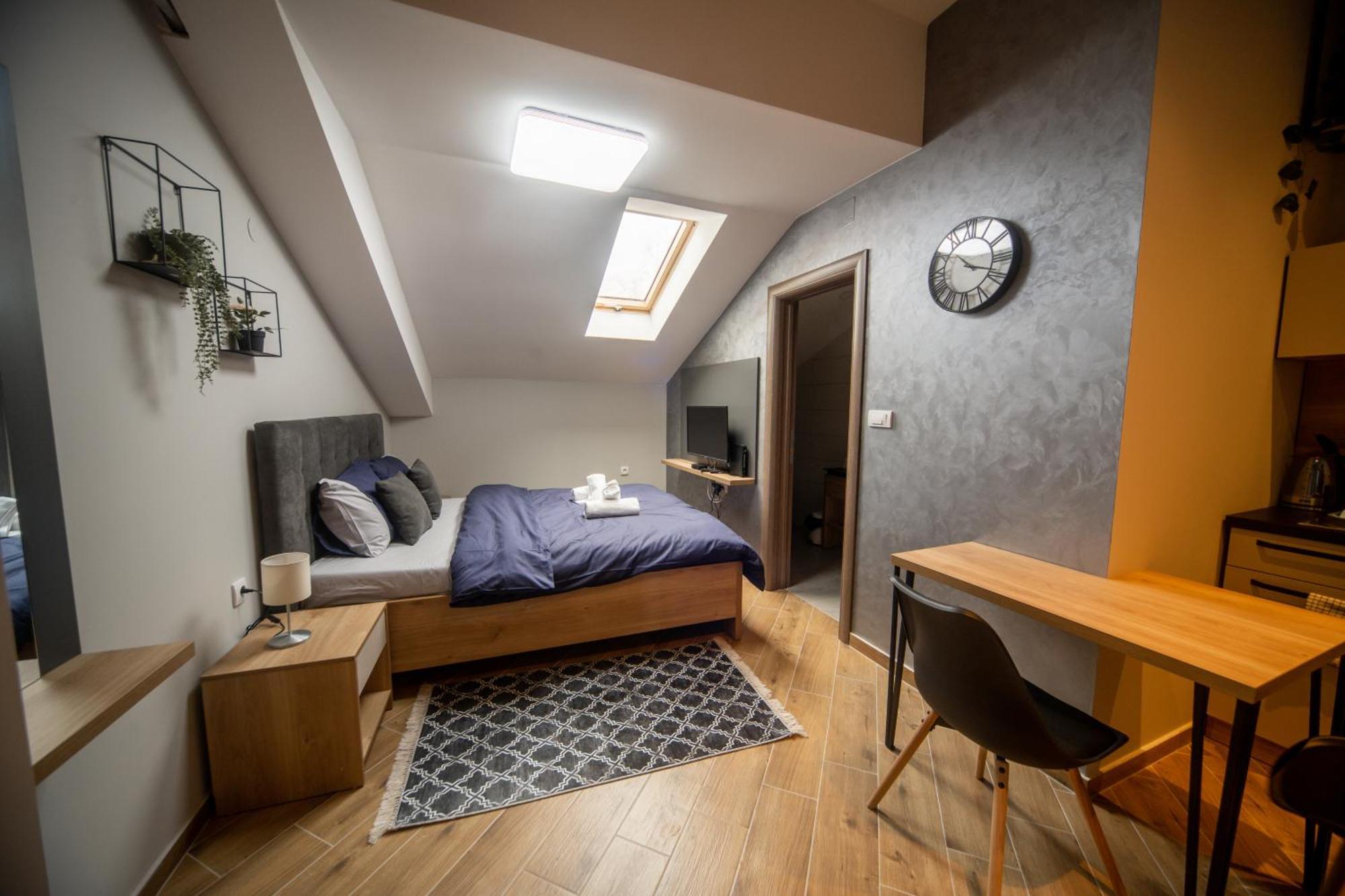Brent Collection - Apartments In City Center Újvidék Kültér fotó